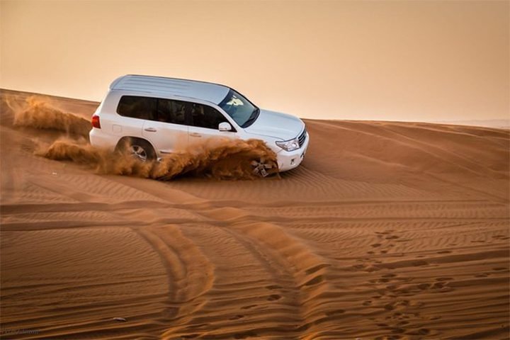 Dubai Evening Desert Safari: Dune Thrills, Sunset Magic & BBQ Under the Stars